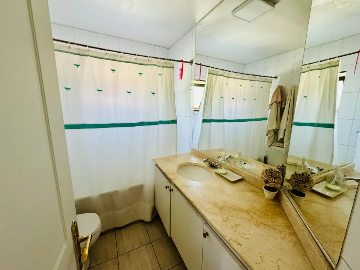 Venta Casa NP 5D Walk-in cl&oacute;set 5B 2E 1B La Dehesa - Lo Barnechea