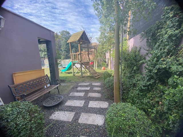 Venta Casa SP 4D en suite Walk-in cl&oacute;set 4B 6E 1B Chicureo - Colina