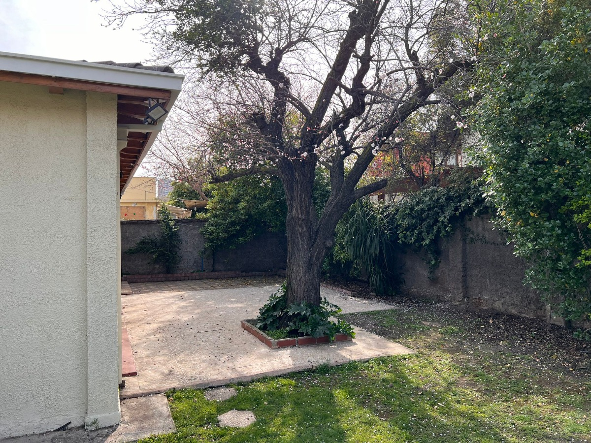 Arriendo Casa 4D 2B 1E 1B Rotonda Atenas - Las Condes