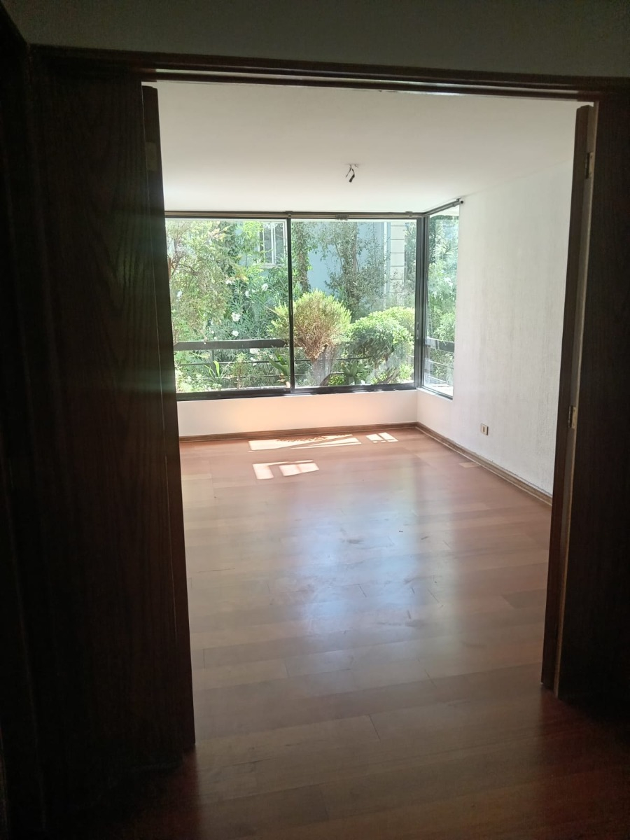 Arriendo Departamento SO 4D en suite 2B 2E 1Bd Barrio El Golf - Las Condes