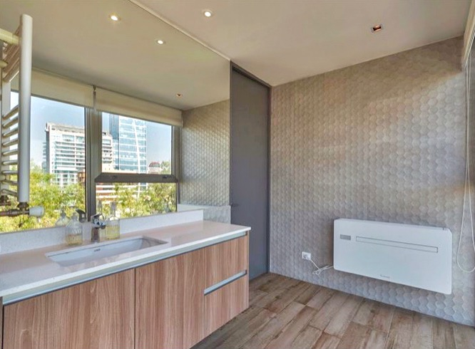 Venta Casa SO 5D en suite Walk-in cl&oacute;set 5B 3E 1B Barrio El Golf - Las Condes