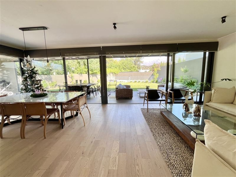 Venta Casa O 4D en suite Walk-in cl&oacute;set 4B 4E Valle Escondido - Lo Barnechea