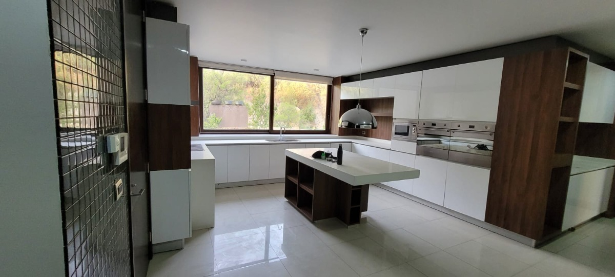 Arriendo Departamento P 5D en suite Walk-in cl&oacute;set 4B 3E 1B Lo Curro - Vitacura