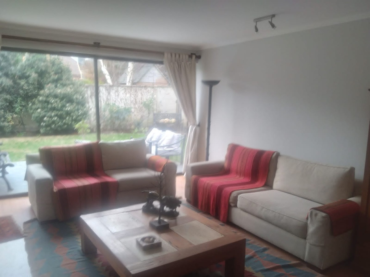 Venta Casa NP 5D en suite Walk-in cl&oacute;set 4B 2E La Dehesa - Lo Barnechea