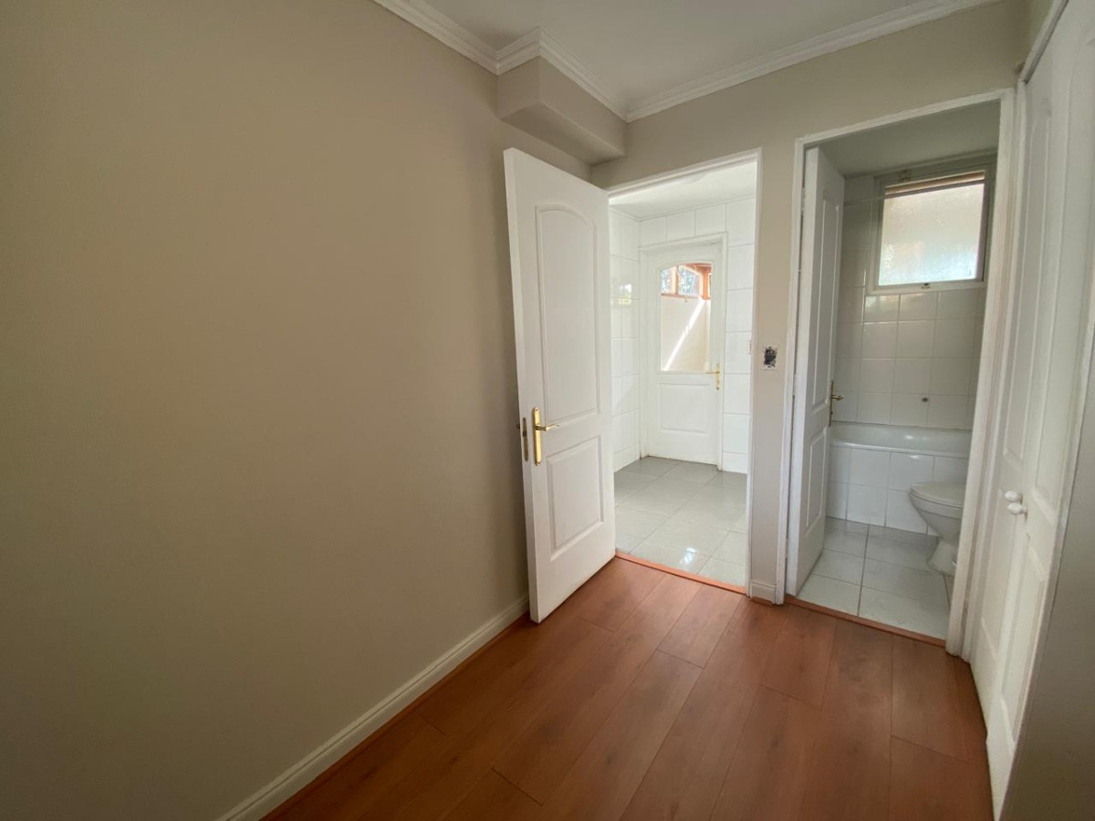 Arriendo Casa O 6D en suite Walk-in cl&oacute;set 5B 2E La Dehesa - Lo Barnechea