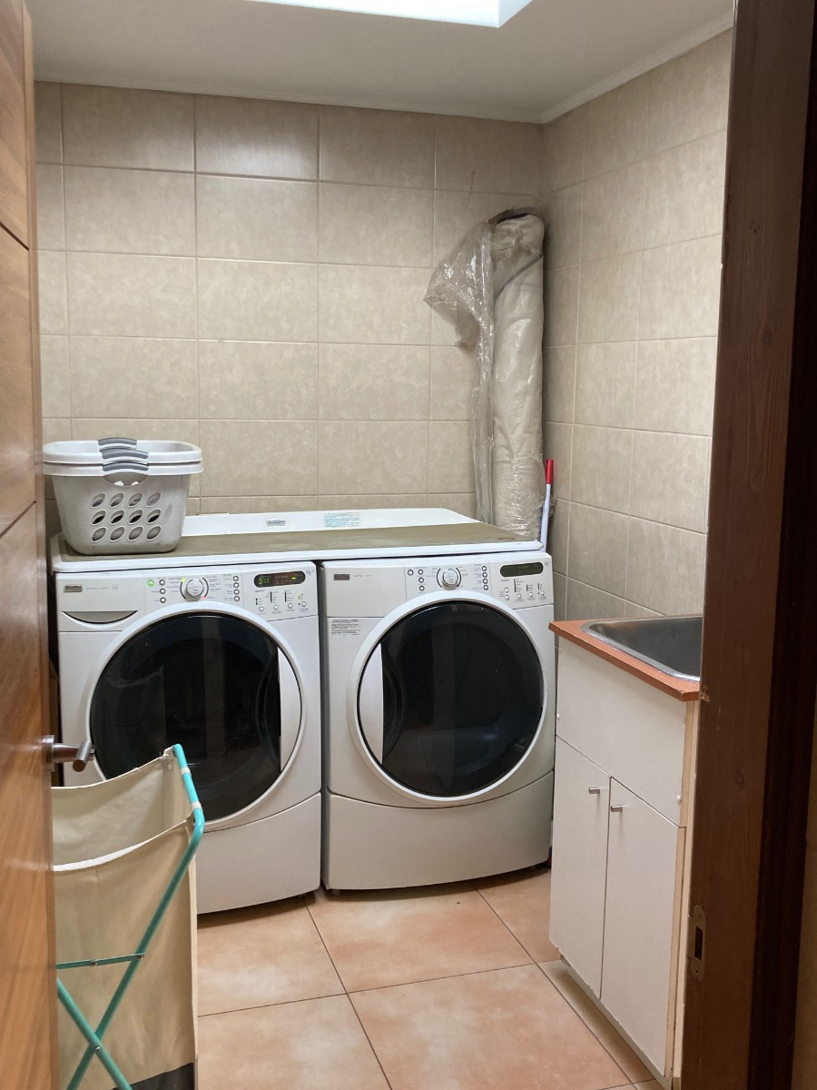 Venta Casa NO 5D en suite Walk-in cl&oacute;set 5B 2E La Reina Alta - La Reina