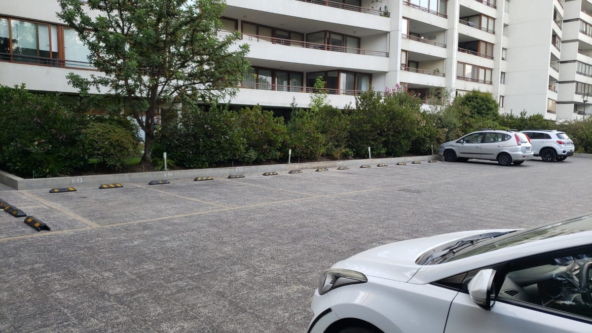 Arriendo Departamento 2D 2B 1E 1B Mall Sport - Las Condes