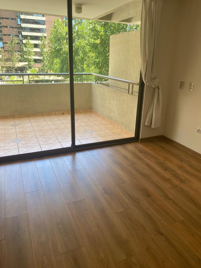 Arriendo Departamento NO 2D Walk-in cl&oacute;set 2B 1E 1B Barrio El Golf - Las Condes