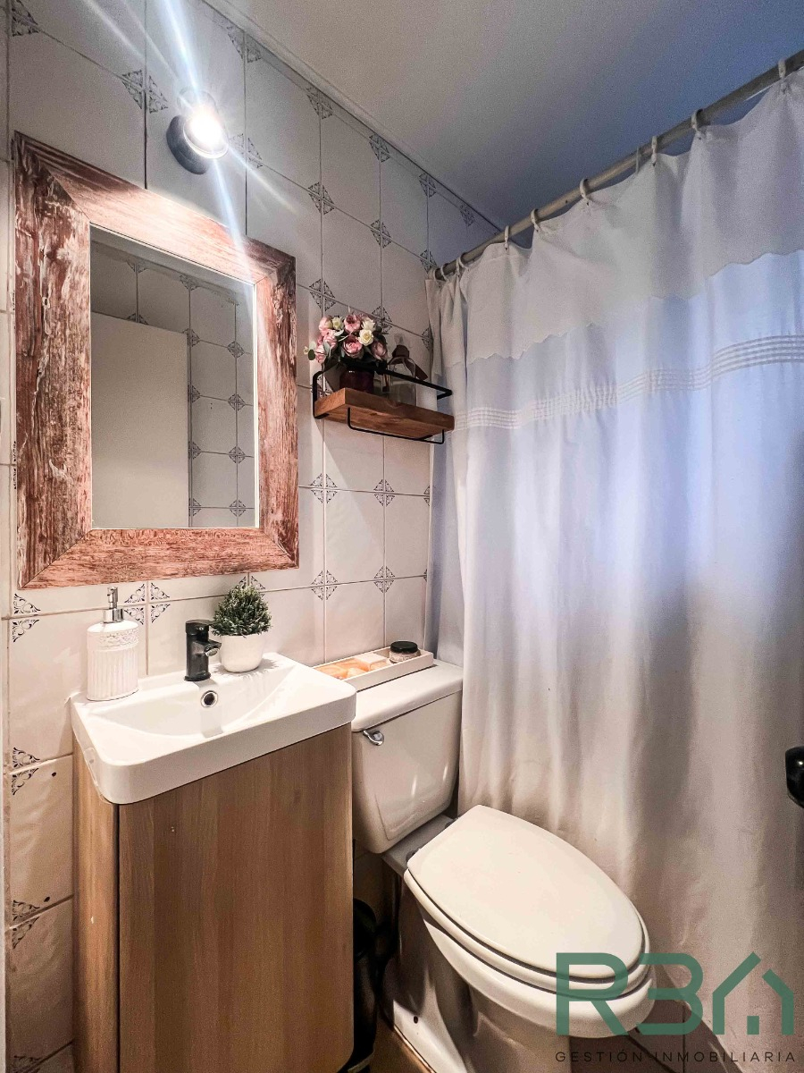 Venta Casa NOSP 4D en suite Walk-in cl&oacute;set 3B 1E 1B Estoril - Las Condes