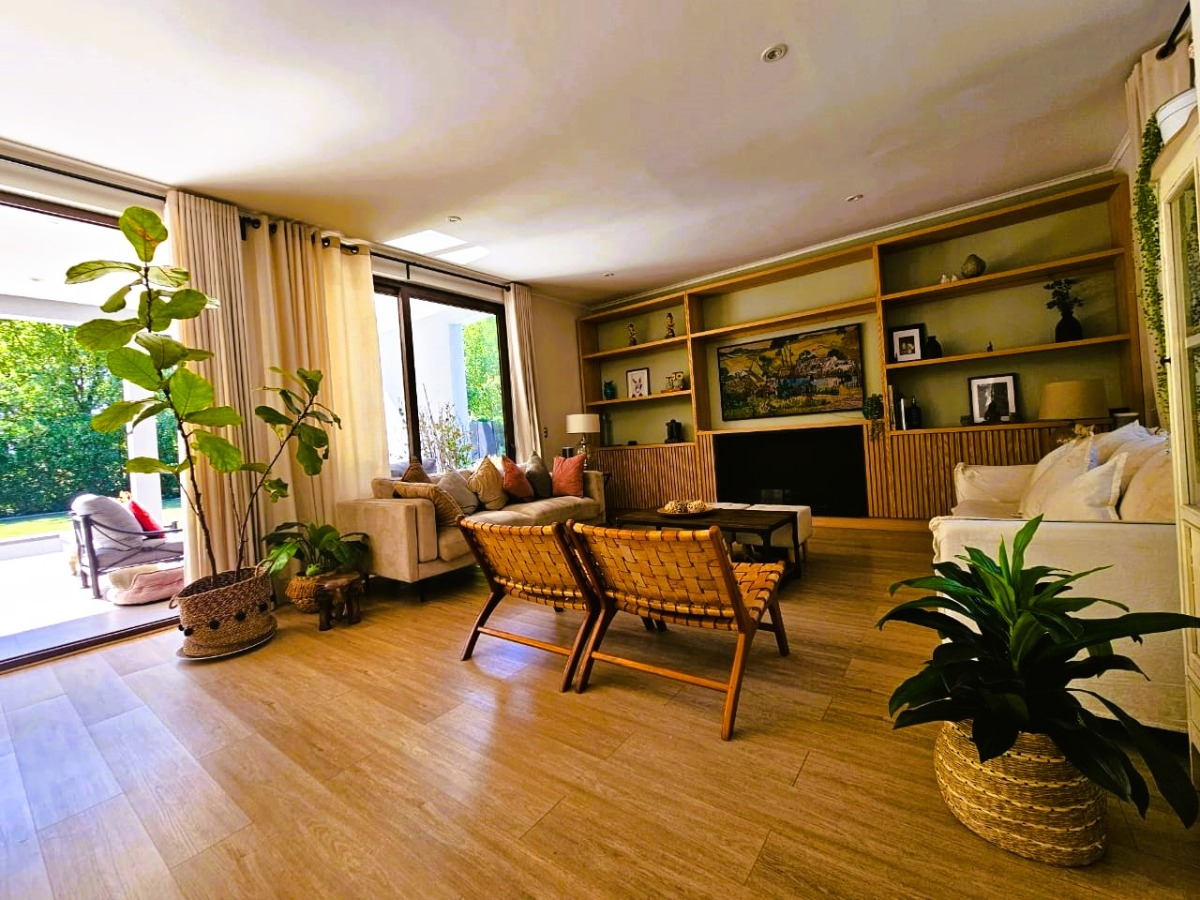 Venta Casa NOSP 3D en suite Walk-in cl&oacute;set 3B 4E 1B Chicureo - Colina