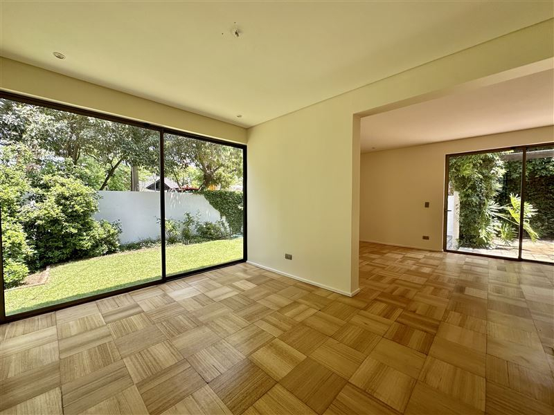 Arriendo Casa NorOriente-Poniente 5D 3B 2E 1B Jard&iacute;n Del Este - Vitacura