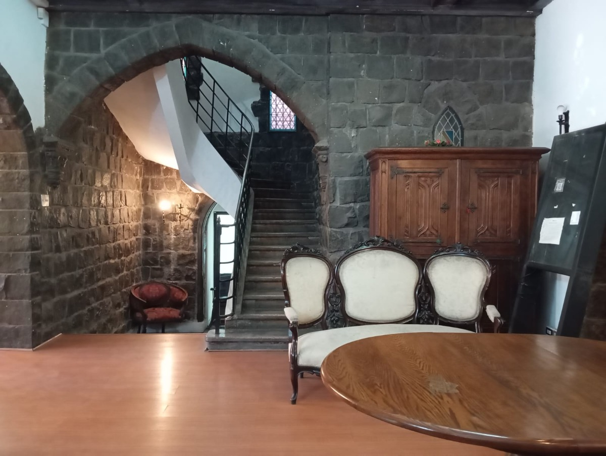 Arriendo Oficina NO 8B 4E 2B Plaza Italia - Providencia