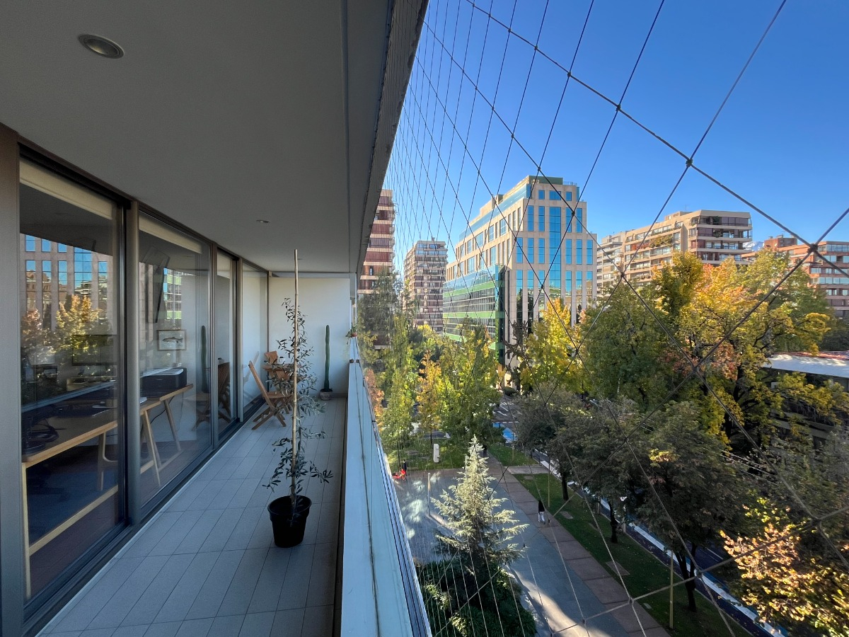 Arriendo Departamento SO 2D en suite Walk-in cl&oacute;set 2B 1E 1B Barrio El Golf - Las Condes