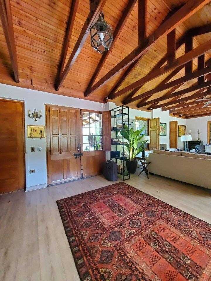 Venta Casa NOSP 5D en suite Walk-in cl&oacute;set 4B 6E 1B El Huinganal - Lo Barnechea