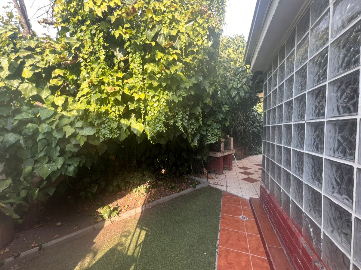 Venta Casa NO 3D 2B 1E 1B Metro Manquehue - Apumanque - Las Condes