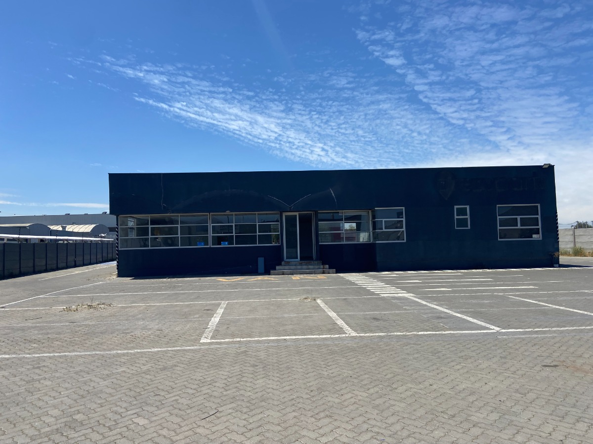 A.vespucio Enea, Primera L&iacute;nea, Excelente Vitrina 4000/292m2