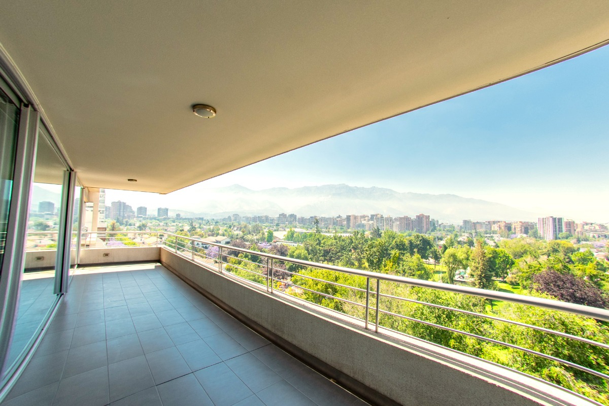 Venta Departamento 4D Metro Escuela Militar - Las Condes