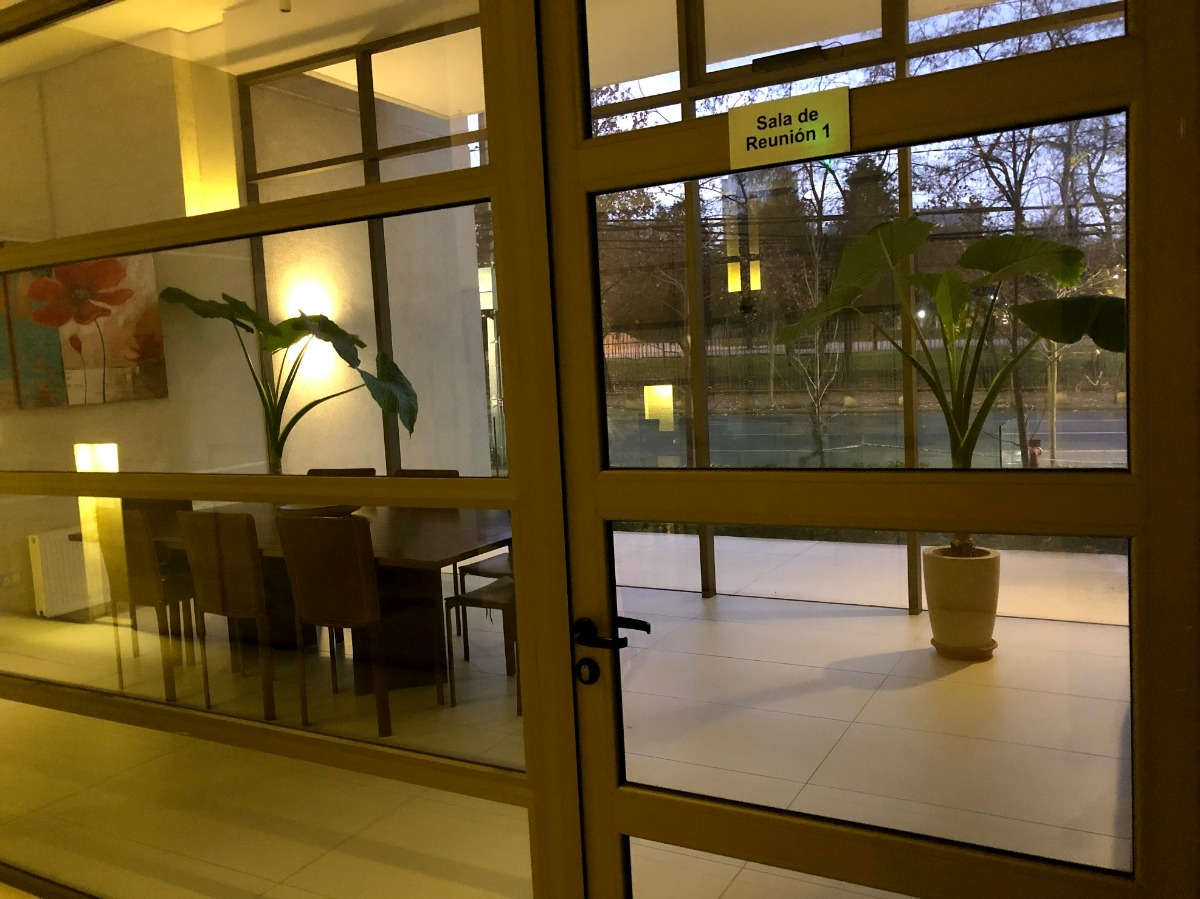 Arriendo Departamento S 2D en suite 2B 1E 1B Parque Arauco - Las Condes