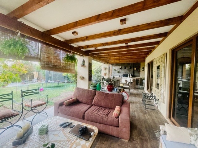 Venta Casa NP 5D en suite Walk-in cl&oacute;set 5B 2E 1B Chicureo - Colina