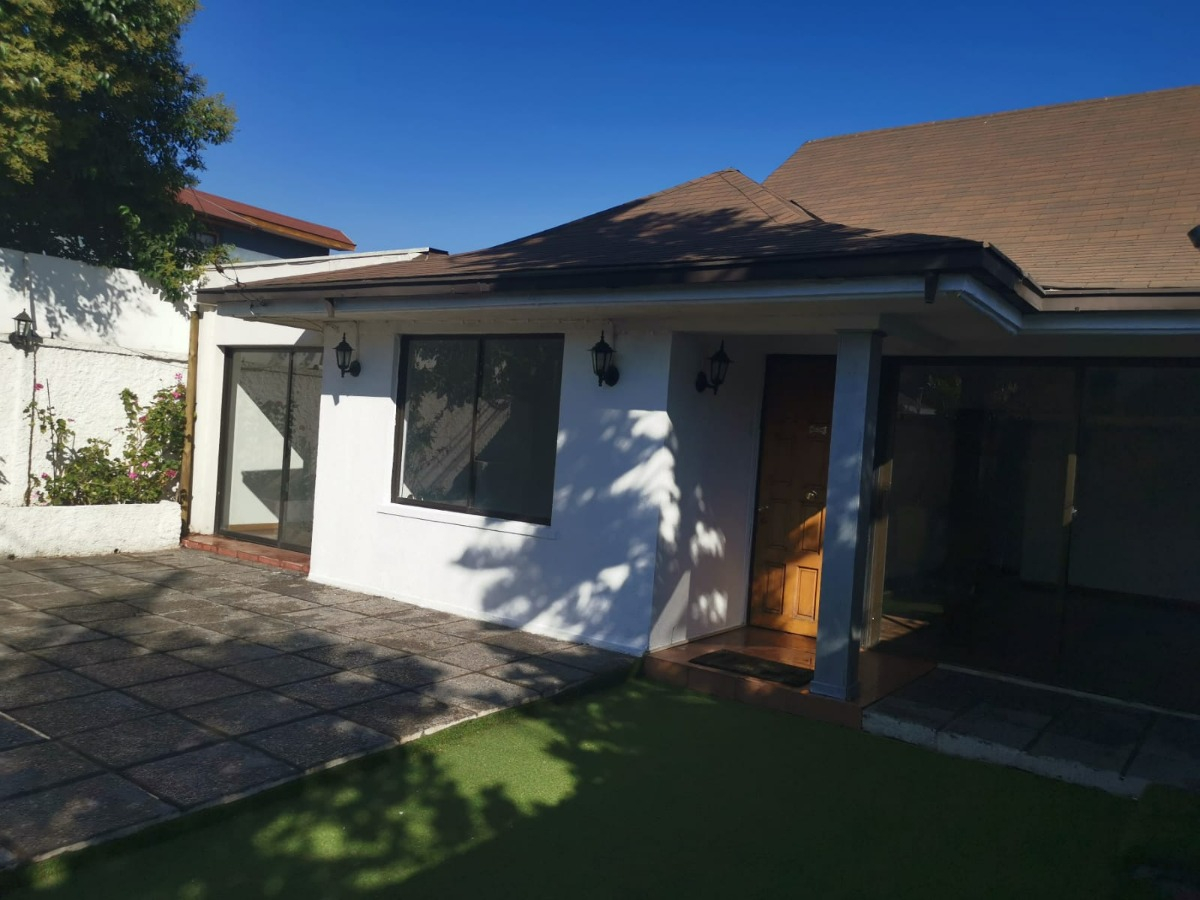 Arriendo Casa 4D 3B 1E 1B  - Las Condes