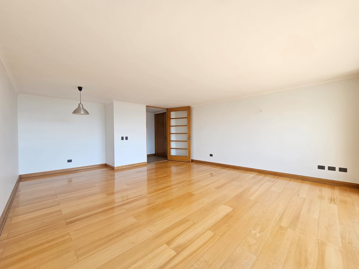 Venta Departamento NP 4D en suite Walk-in cl&oacute;set 3B 2E 1B Metro Escuela Militar - Las Condes