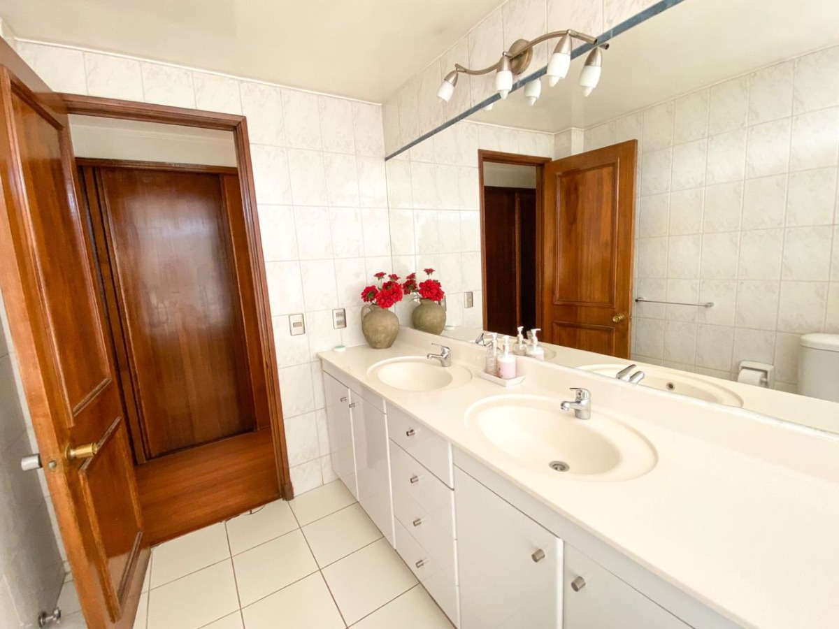 Arriendo Departamento 4D Tabancura - Vitacura