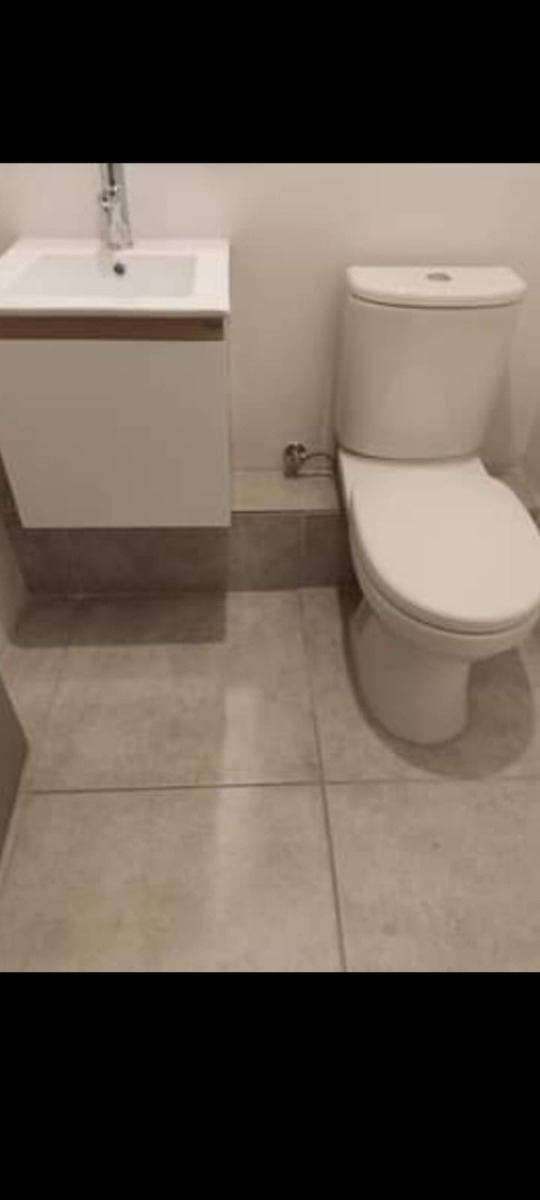 Venta Oficina 1B Metro Sim&oacute;n Bolivar - La Reina