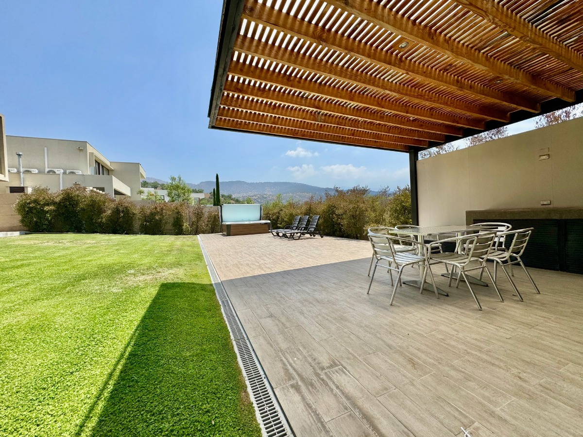 Venta Casa NO 4D en suite Walk-in cl&oacute;set 3B 2E 1B Los Trapenses - Lo Barnechea