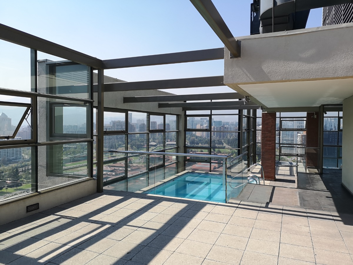 Venta Departamento SO 2D en suite 2B 1E 1Bd Metro Escuela Militar - Las Condes