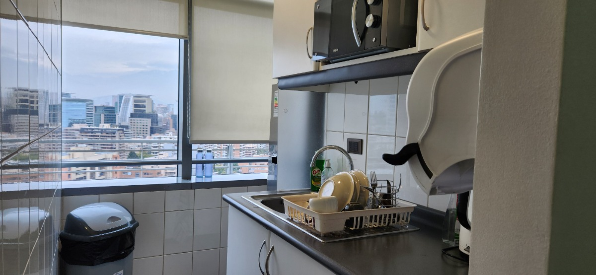 Arriendo Oficina 5B 1E 1B Barrio El Golf - Las Condes