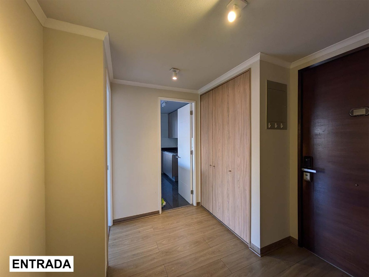 Venta Departamento O 2D en suite Walk-in cl&oacute;set 2B 2E 1B Campus Oriente - Providencia