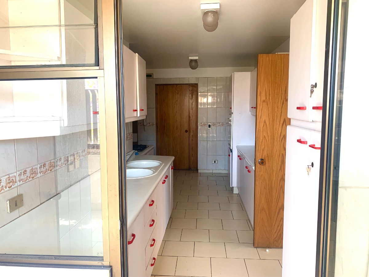 Arriendo Departamento SP 3D en suite 3B 2E 1B Barrio El Golf - Las Condes