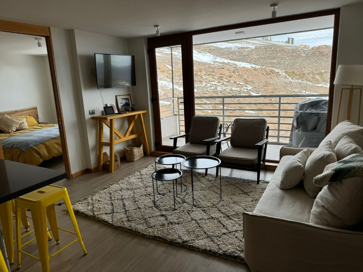 Venta Departamento NO 2D 2B 1E 1B Centros Invernales - Lo Barnechea