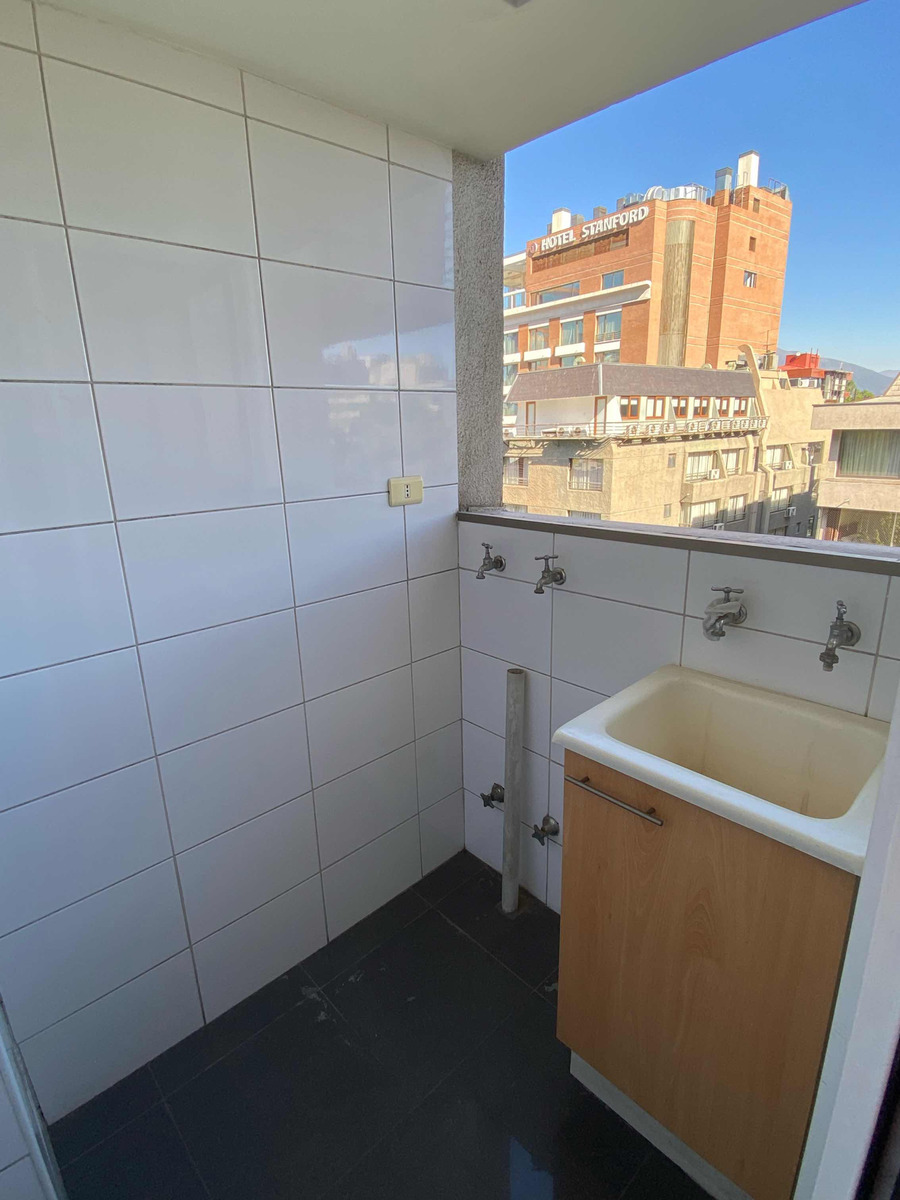 Arriendo Departamento S 2D en suite 2B 1E 1B Los Leones - Providencia