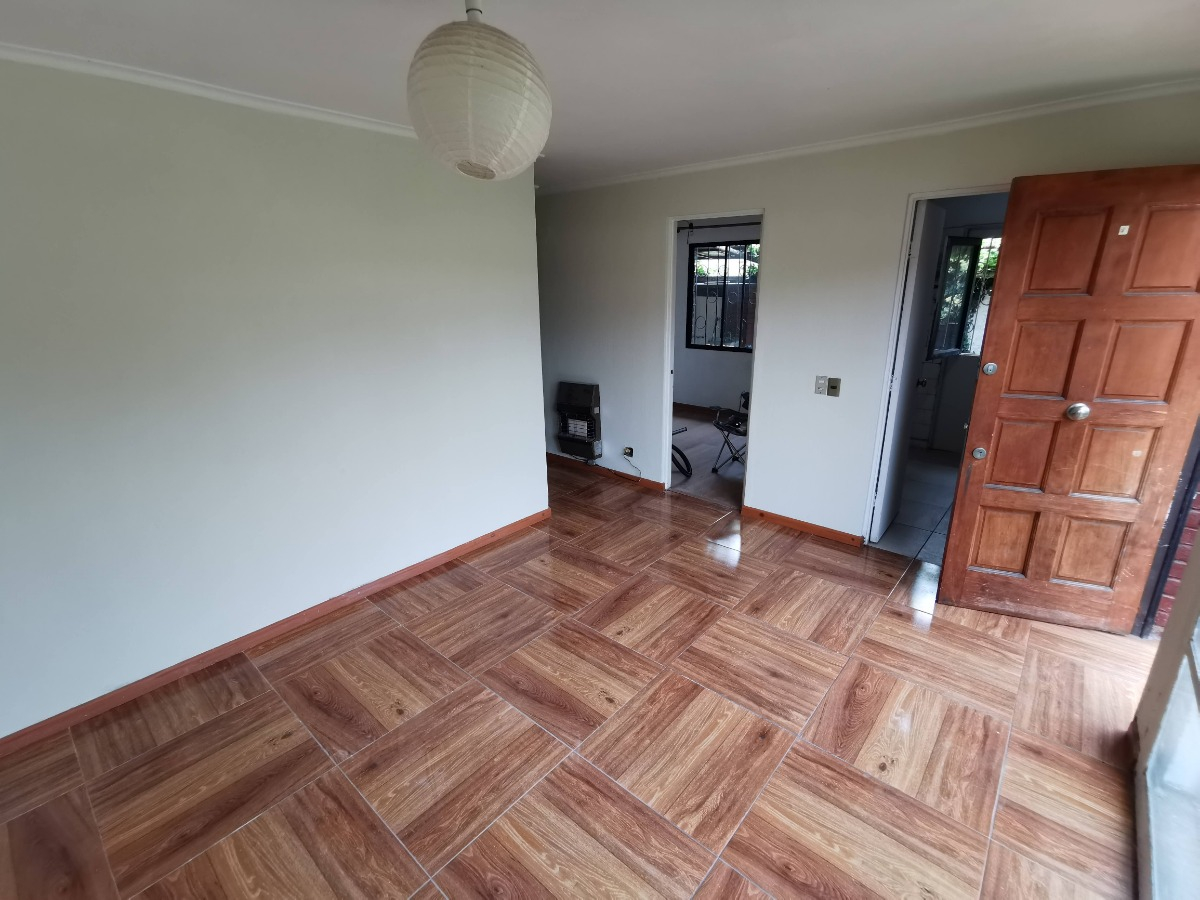 Venta Casa S 3D 1B 2E 1B Carlos Ossand&oacute;n - La Reina