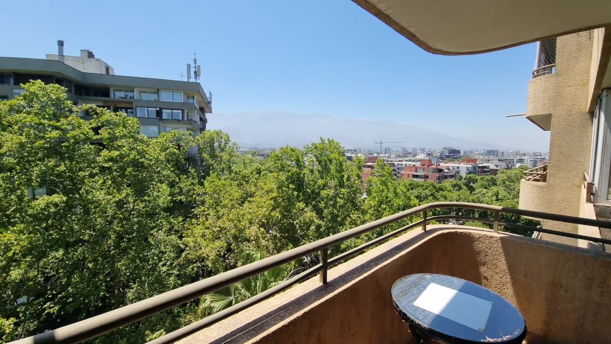 Arriendo Departamento SO 2D en suite 2B 1E 1B In&eacute;s de Su&aacute;rez - Providencia