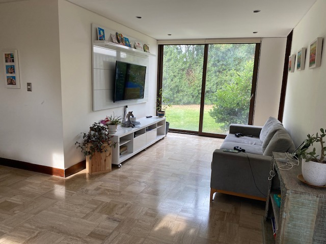 Venta Casa O 4D en suite Walk-in cl&oacute;set 4B 3E 1B Chicureo - Colina