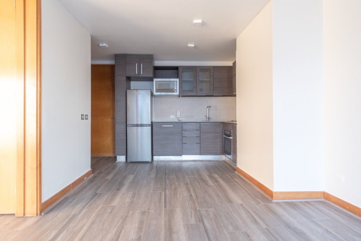 Arriendo Departamento NO 1D en suite Walk-in cl&oacute;set 1B 1E Barrio El Golf - Las Condes