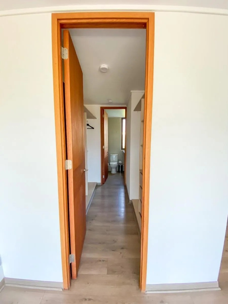 Arriendo Departamento 2D Villa El Dorado - Vitacura
