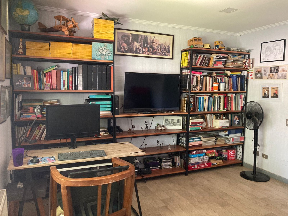 Venta Casa SO 4D en suite Walk-in cl&oacute;set 3B 3E 1B Carlos Ossand&oacute;n - La Reina