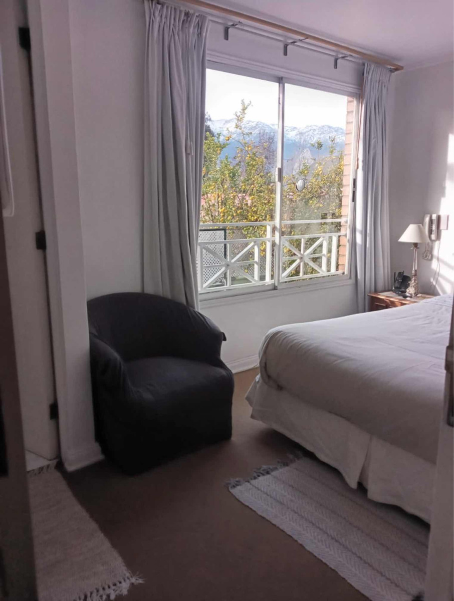 Arriendo Casa 4D 4B 2E Metro Pr&iacute;ncipe de Gales - Country Club - La Reina