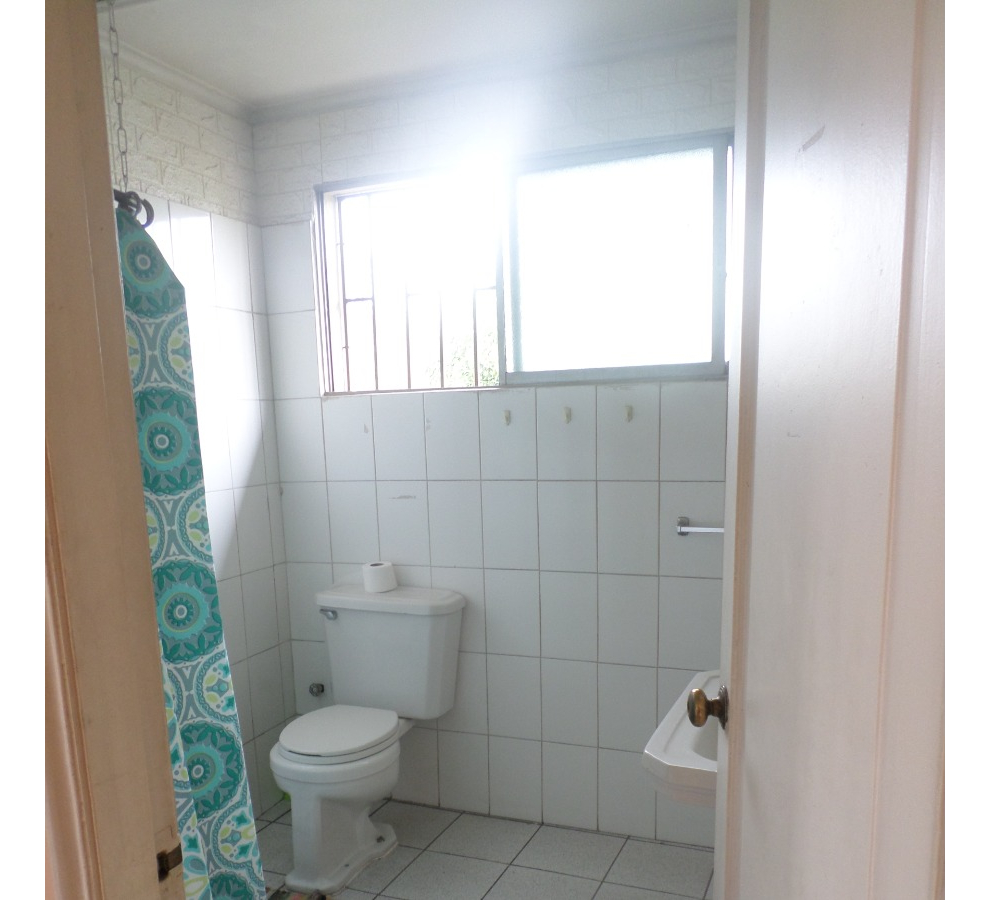 Venta Casa NO 12D 7B 2E Metro Sim&oacute;n Bolivar - La Reina