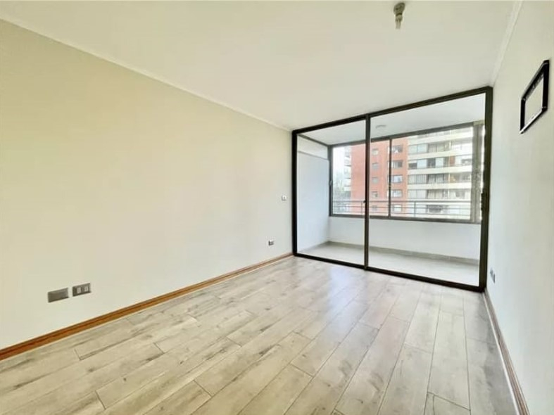Arriendo Departamento 2D Metro Escuela Militar - Las Condes