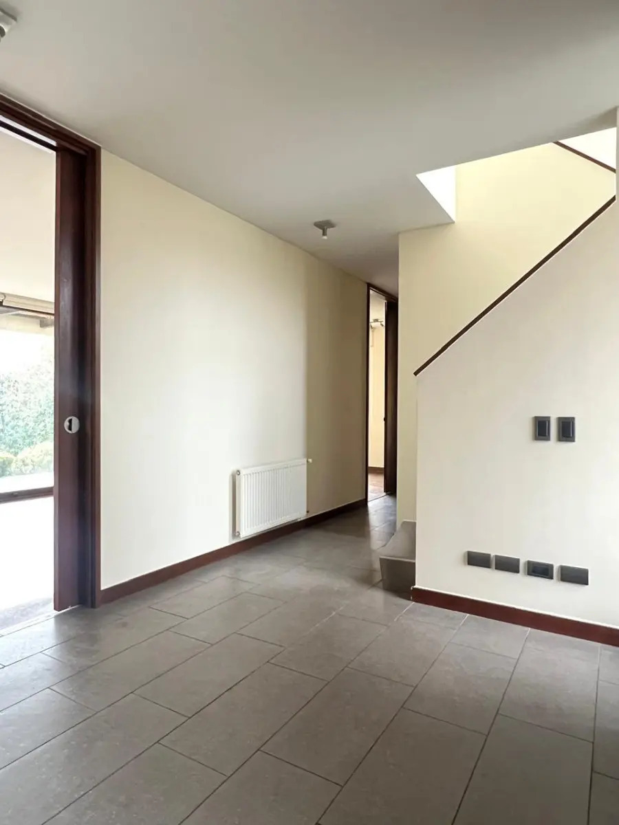 Arriendo Casa NO 5D 5B 3E 1B Los Trapenses - Lo Barnechea