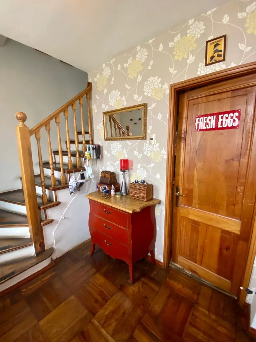 Venta Casa NO 4D Walk-in cl&oacute;set 2B 1E 1B Barrio El Golf - Las Condes