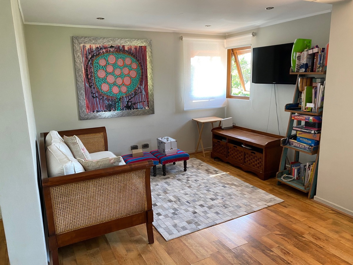 Venta Casa NO 4D en suite Walk-in cl&oacute;set 4B 2E 1B Carlos Ossand&oacute;n - La Reina