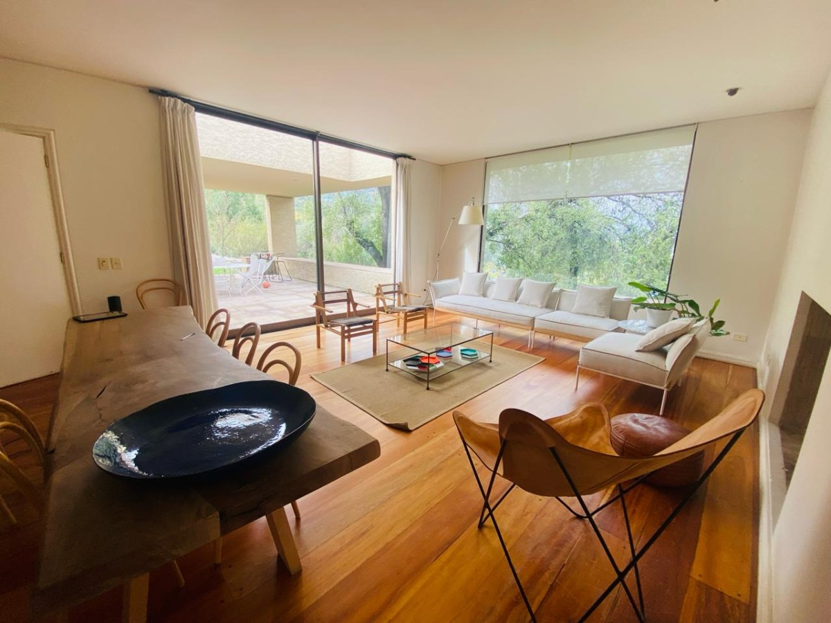 Venta Casa NO 5D en suite Walk-in cl&oacute;set 4B 6E 1B Juan XXIII - Vitacura