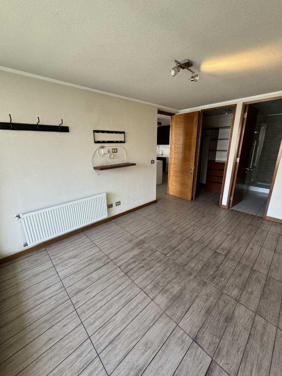 Arriendo Departamento SO 2D en suite Walk-in cl&oacute;set 2B 1E 1B La Dehesa - Lo Barnechea