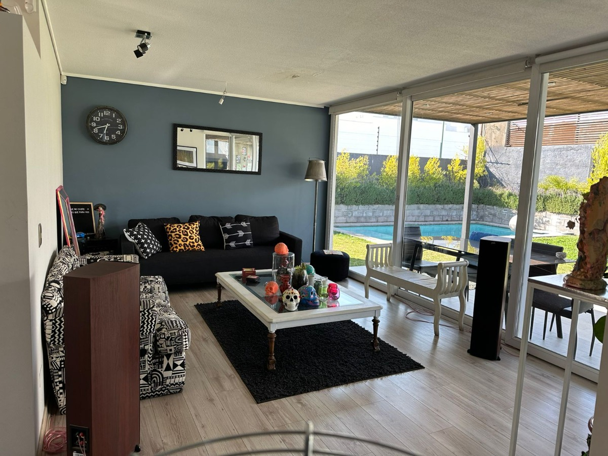 Arriendo Casa NO 4D en suite Walk-in cl&oacute;set 3B 3E 1B La Dehesa - Lo Barnechea