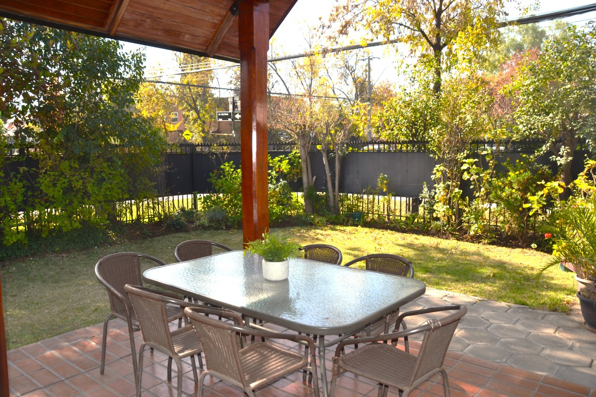 Venta Casa NO 4D en suite Walk-in cl&oacute;set 2B 2E 4B Estadio Croata - Vitacura